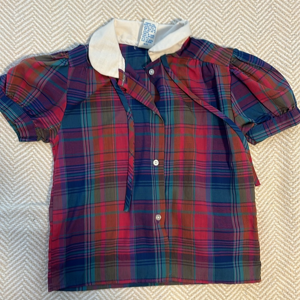 Vintage girls holiday blouse puff sleeve, Peter Pan collar, plaid top